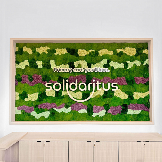 Solidaritus Moss Wall